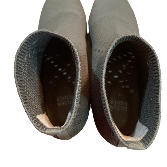 Eileen Fisher Purl Gray Sock Booties Stretch Comfort Suede Heel Sz 7 - Picture 4 of 8